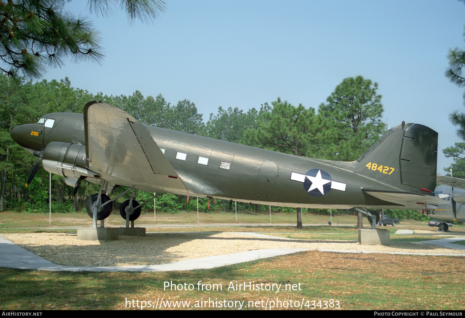 Aircraft Photo of 48427 | Douglas C-47J Skytrain | USA - Air Force | AirHistory.net #434383