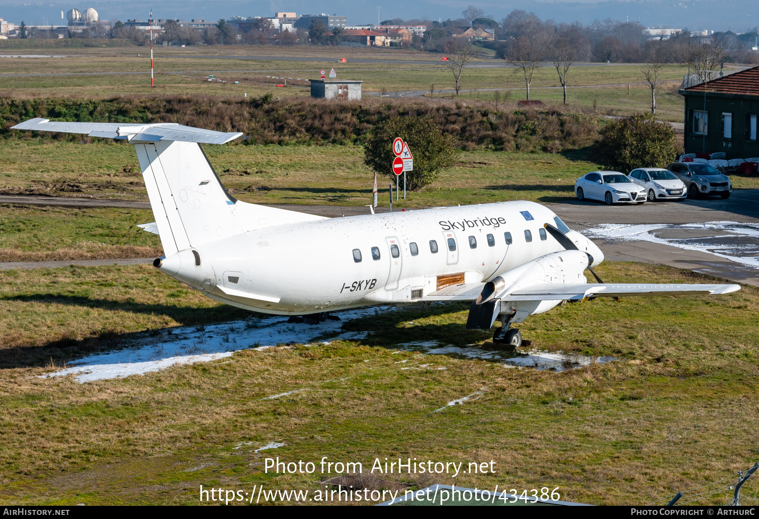 Aircraft Photo of I-SKYB | Embraer EMB-120 Brasilia | Skybridge AirOps | AirHistory.net #434386