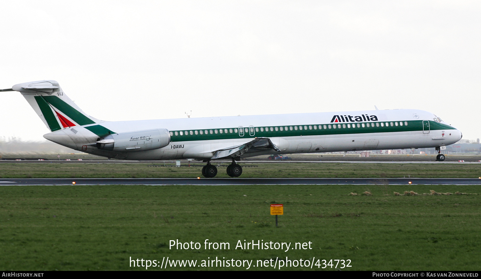 Aircraft Photo of I-DAWJ | McDonnell Douglas MD-82 (DC-9-82) | Alitalia | AirHistory.net #434732