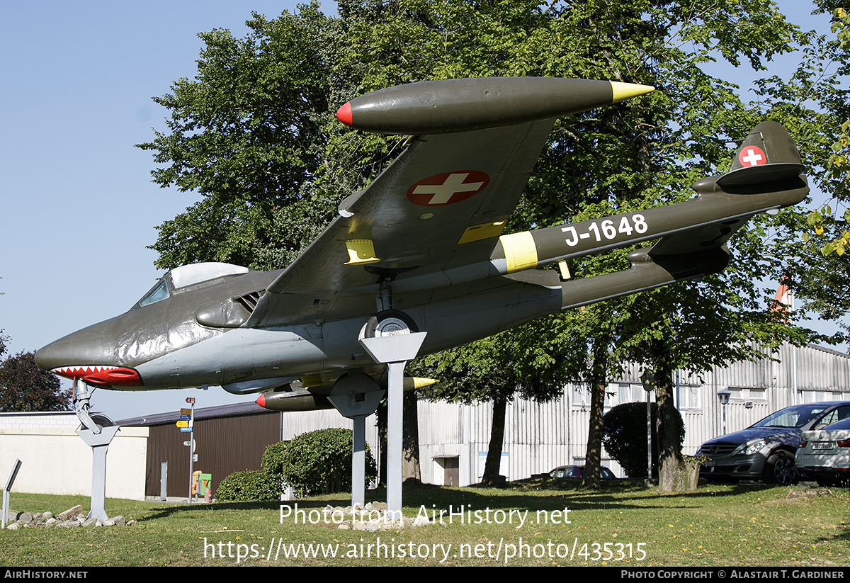 Aircraft Photo of J-1648 | De Havilland D.H. 112 Venom FB50 | Switzerland - Air Force | AirHistory.net #435315