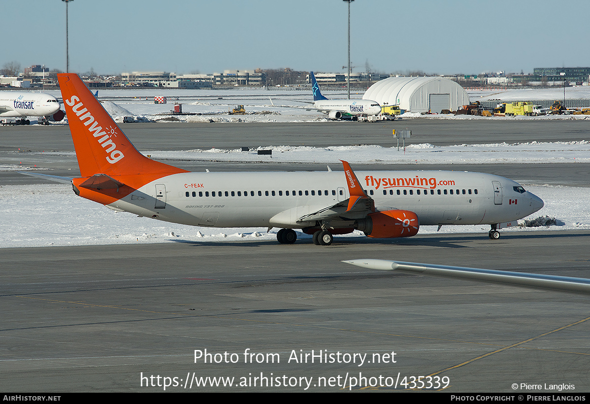 Aircraft Photo of C-FEAK | Boeing 737-86Q | Sunwing Airlines | AirHistory.net #435339