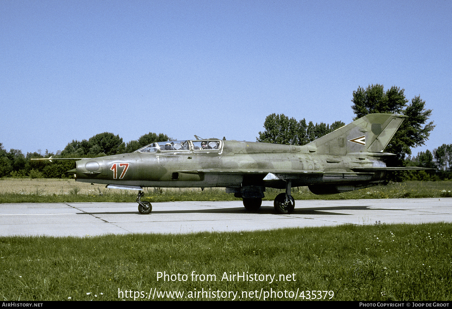 Aircraft Photo of 17 | Mikoyan-Gurevich MiG-21UM | Hungary - Air Force | AirHistory.net #435379