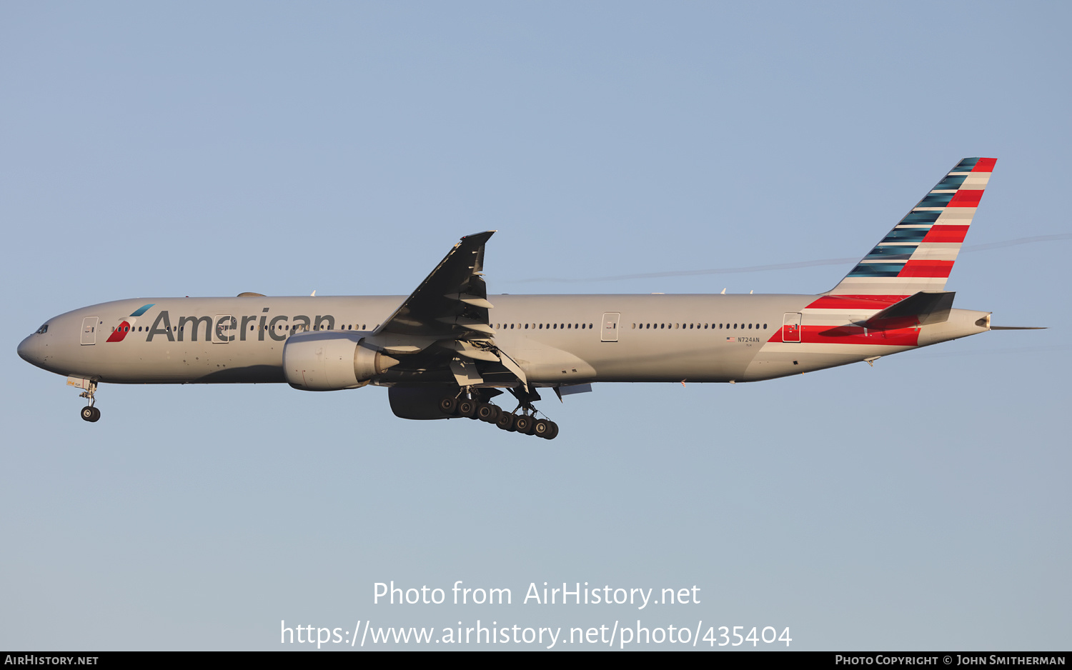 Aircraft Photo of N724AN | Boeing 777-323/ER | American Airlines | AirHistory.net #435404