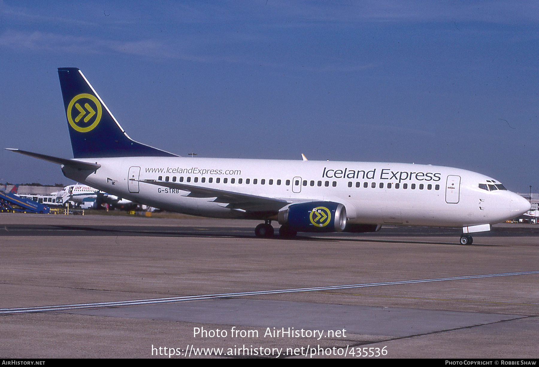 Aircraft Photo of G-STRB | Boeing 737-3Y0 | Iceland Express | AirHistory.net #435536