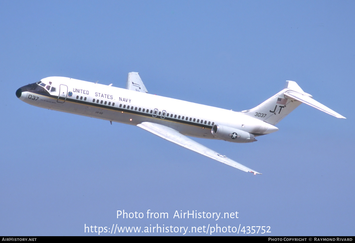 Aircraft Photo of 163037 / 3037 | McDonnell Douglas C-9B Skytrain II | USA - Navy | AirHistory.net #435752