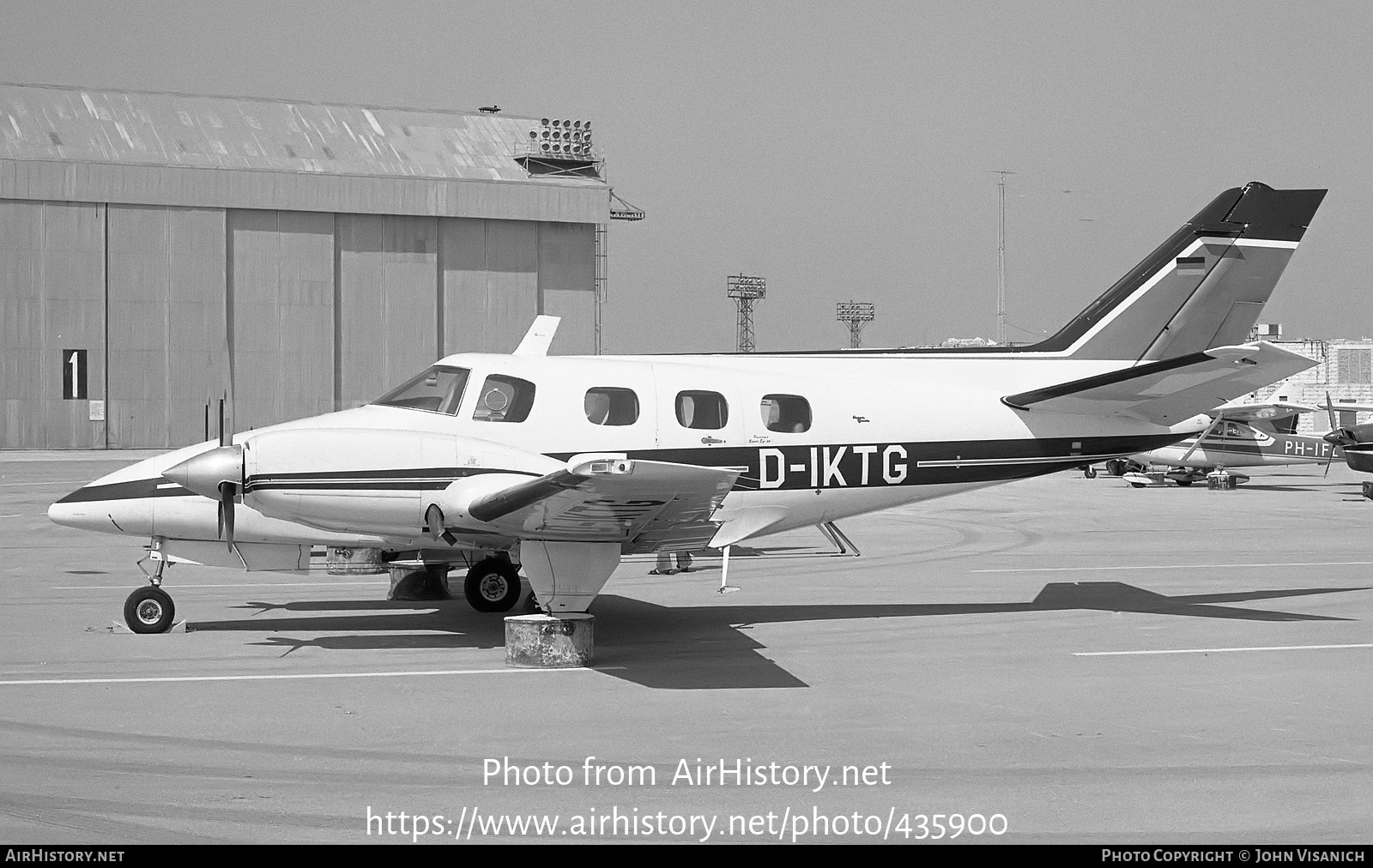 Aircraft Photo of D-IKTG | Beech B60 Duke | AirHistory.net #435900