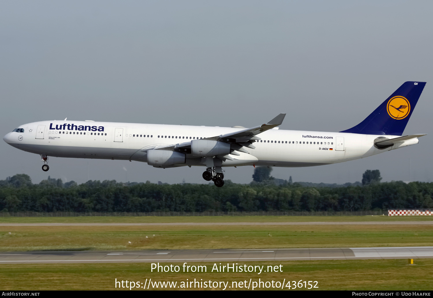 Aircraft Photo of D-AIGV | Airbus A340-313 | Lufthansa | AirHistory.net #436152