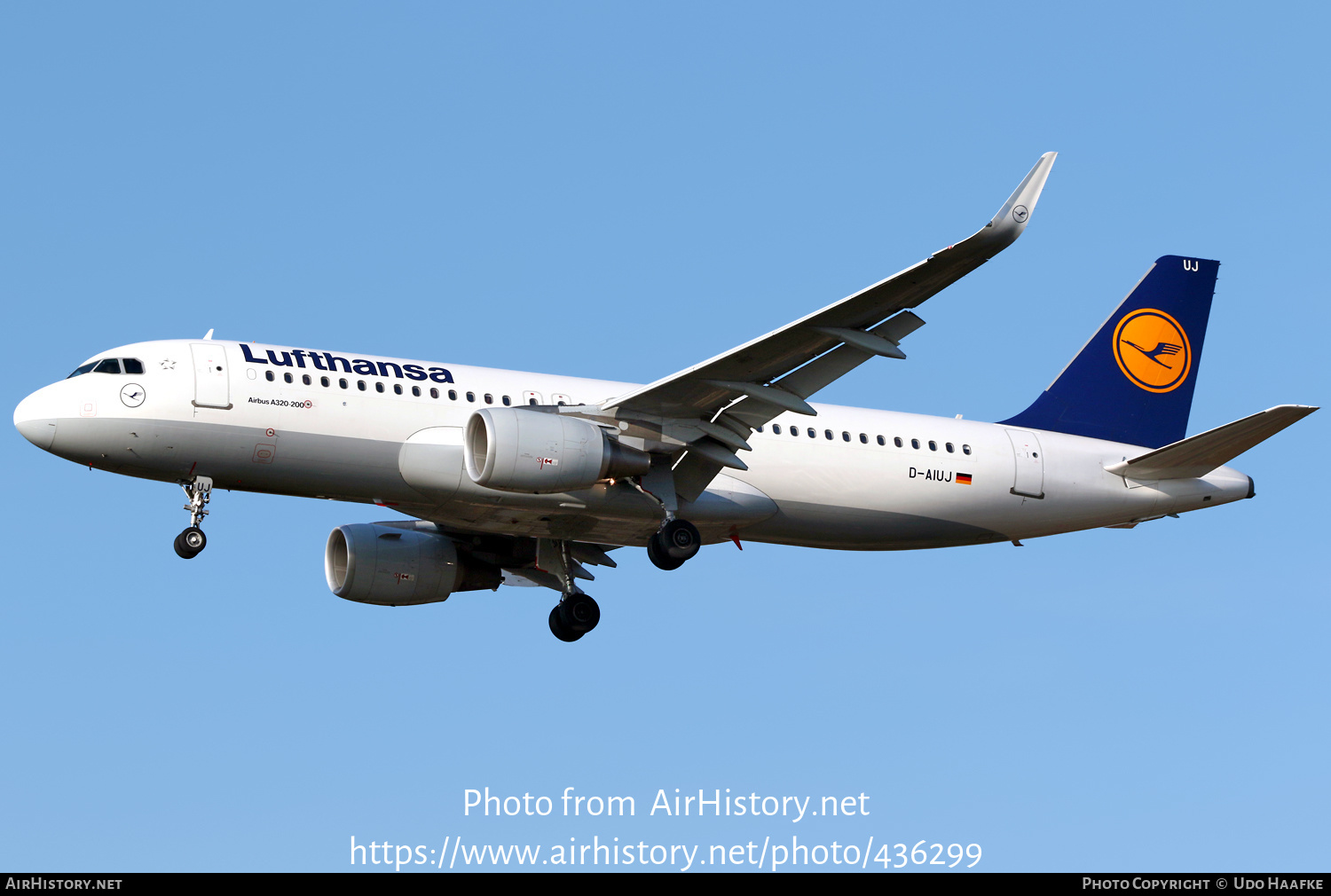 Aircraft Photo of D-AIUJ | Airbus A320-214 | Lufthansa | AirHistory.net #436299