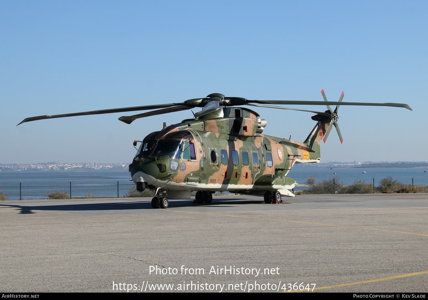 Aircraft Photo of 19603 | AgustaWestland EH101-514 | Portugal - Air Force | AirHistory.net #436647