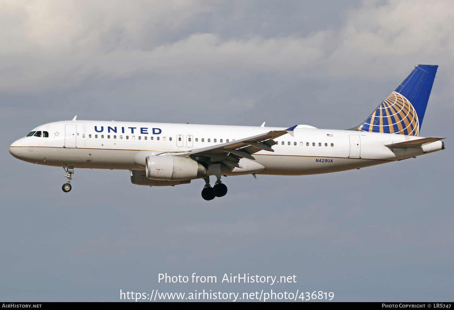 Aircraft Photo of N429UA | Airbus A320-232 | United Airlines | AirHistory.net #436819