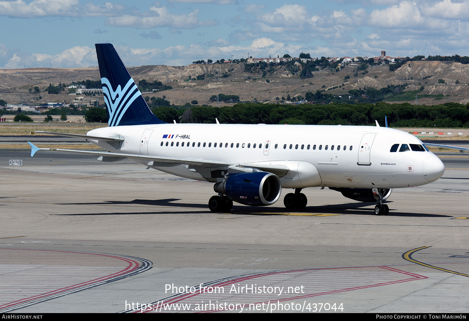 Aircraft Photo of F-HBAL | Airbus A319-111 | Aigle Azur | AirHistory.net #437044