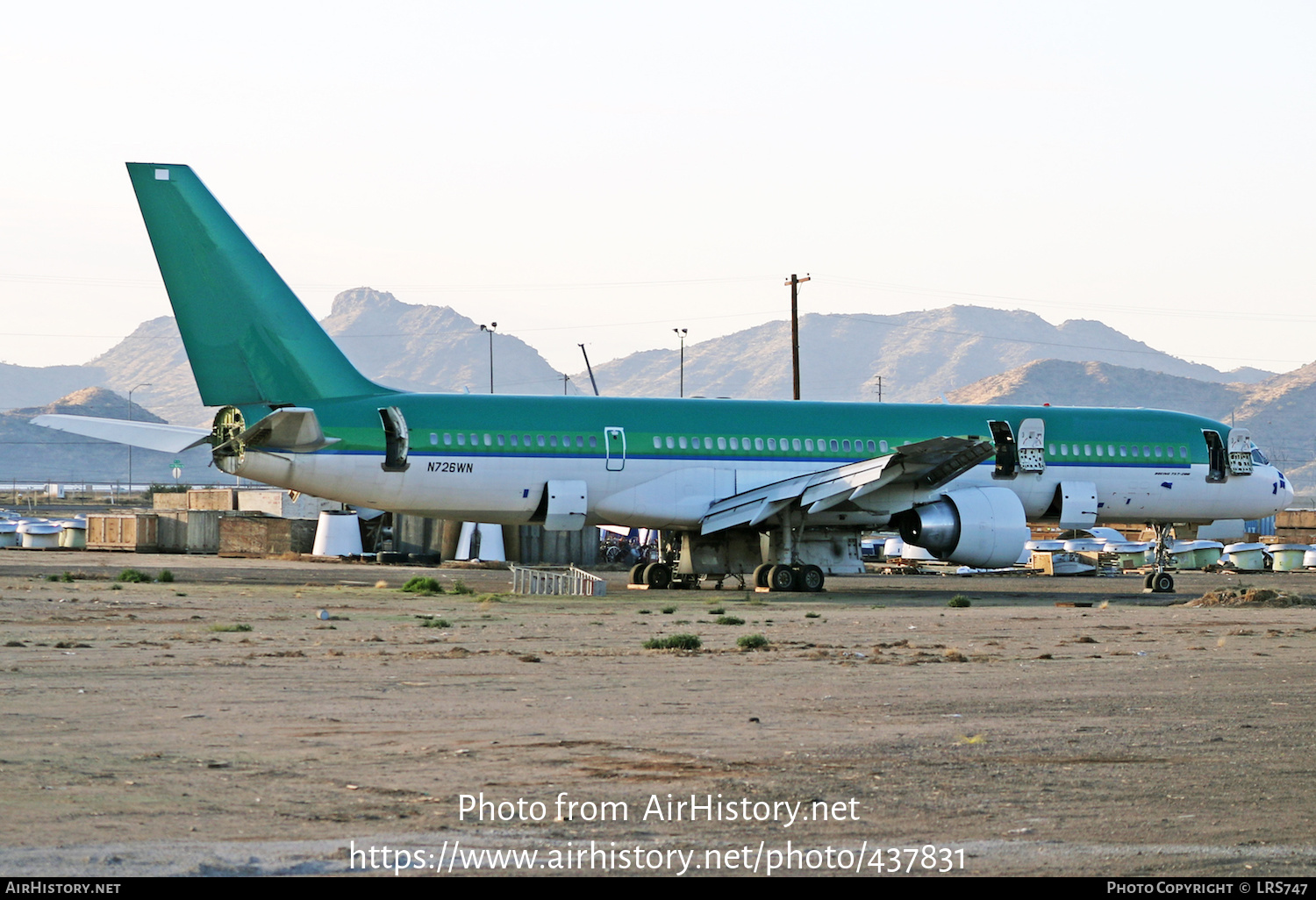 Aircraft Photo of N726WN | Boeing 757-2Q8 | AirHistory.net #437831