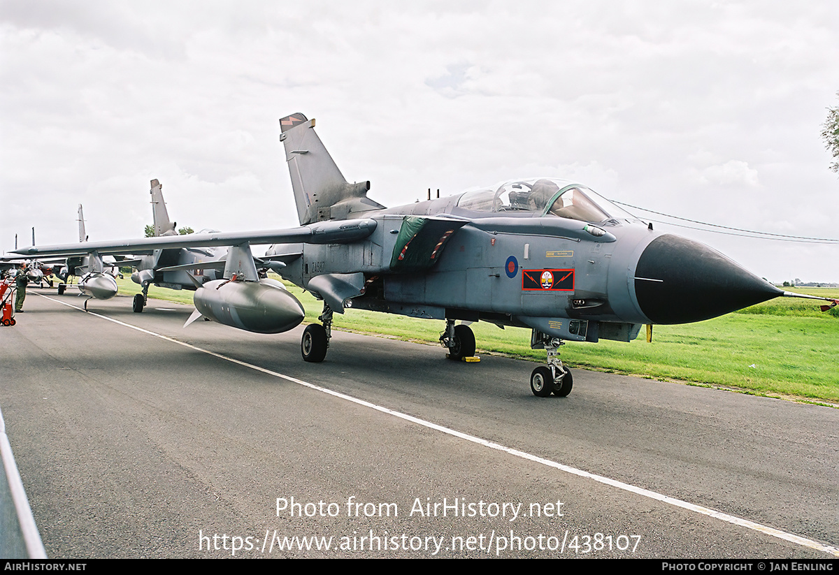 Aircraft Photo of ZA587 | Panavia Tornado GR4 | UK - Air Force | AirHistory.net #438107