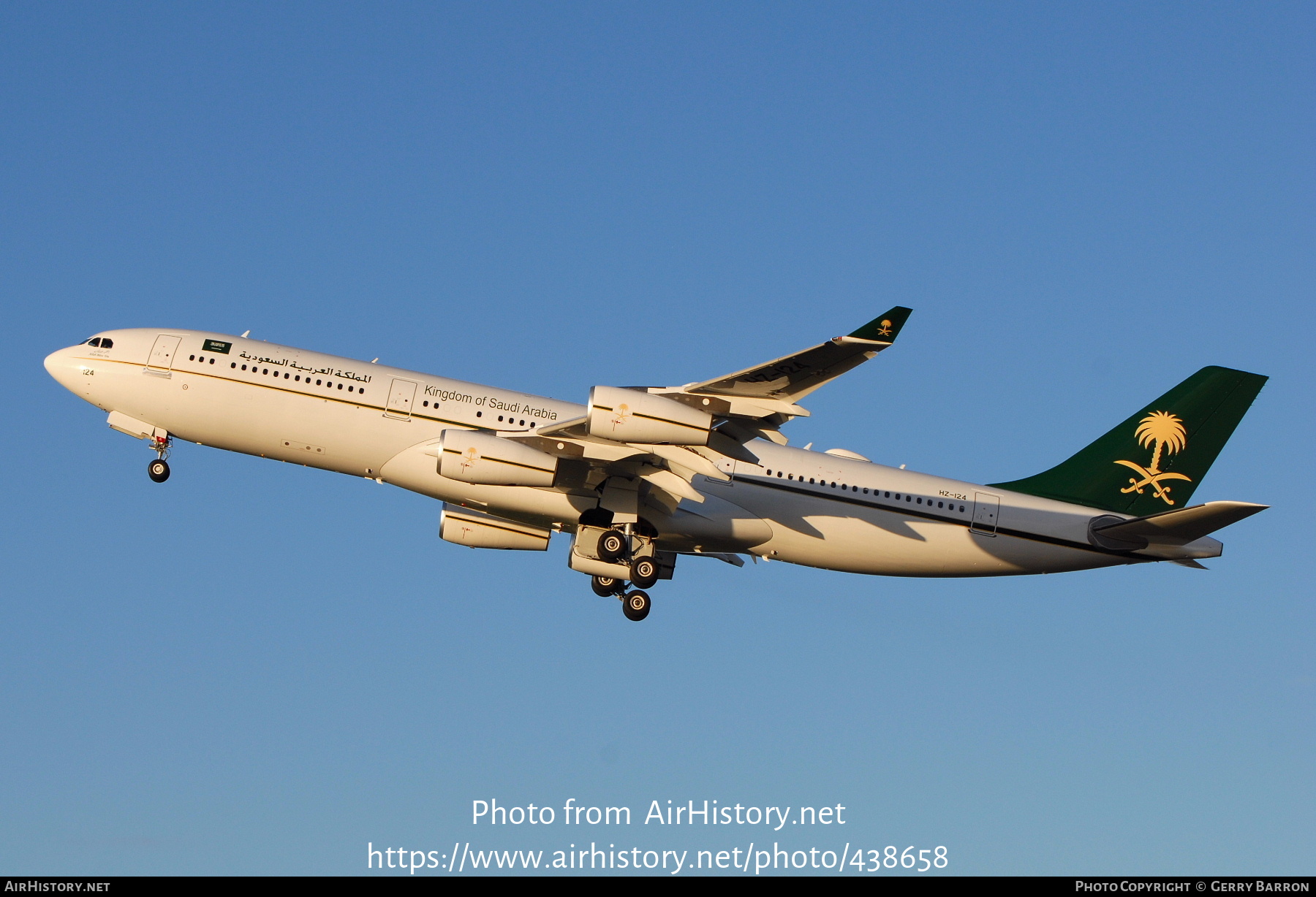 Aircraft Photo of HZ-124 | Airbus A340-211 | Kingdom of Saudi Arabia | AirHistory.net #438658