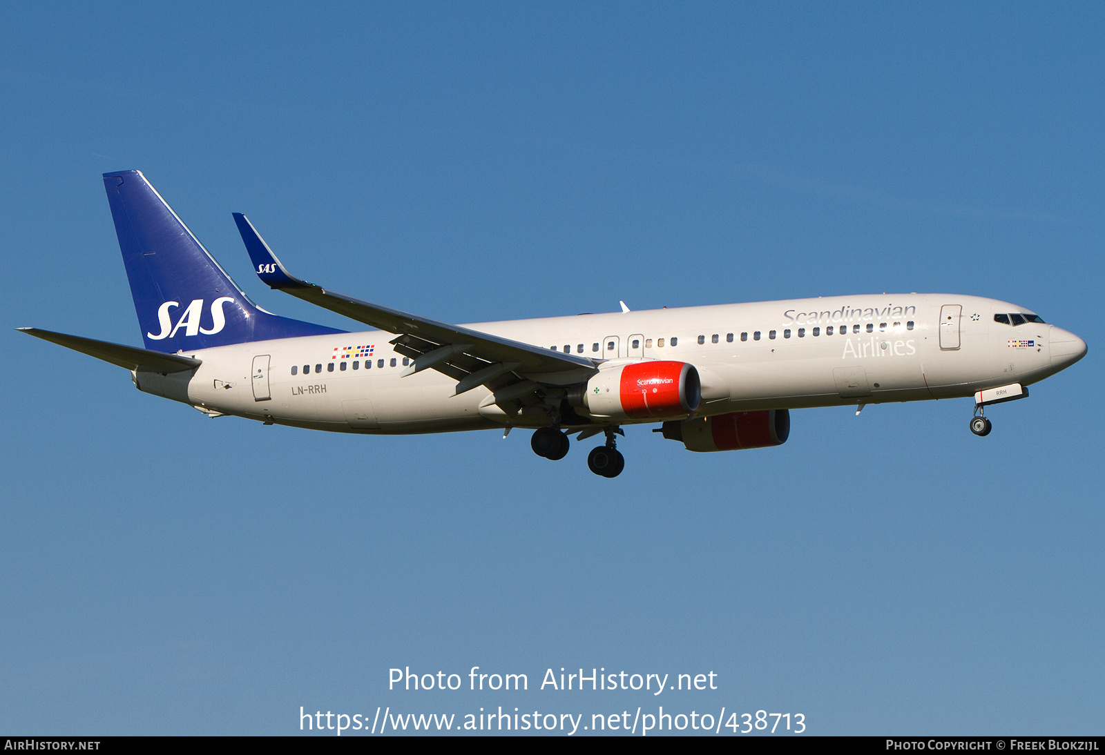 Aircraft Photo of LN-RRH | Boeing 737-883 | Scandinavian Airlines - SAS | AirHistory.net #438713