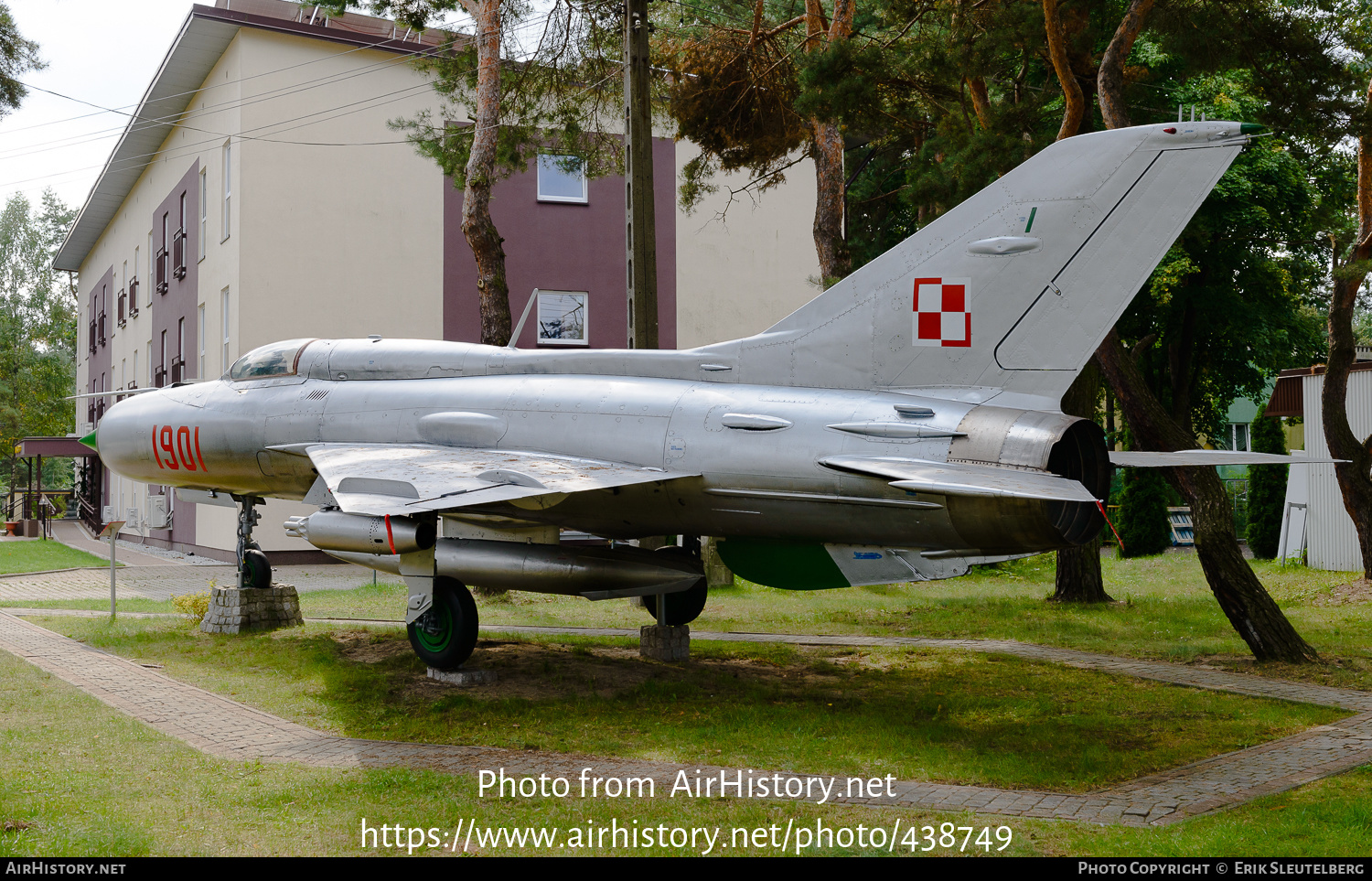 Aircraft Photo of 1901 | Mikoyan-Gurevich MiG-21PF | Poland - Air Force | AirHistory.net #438749