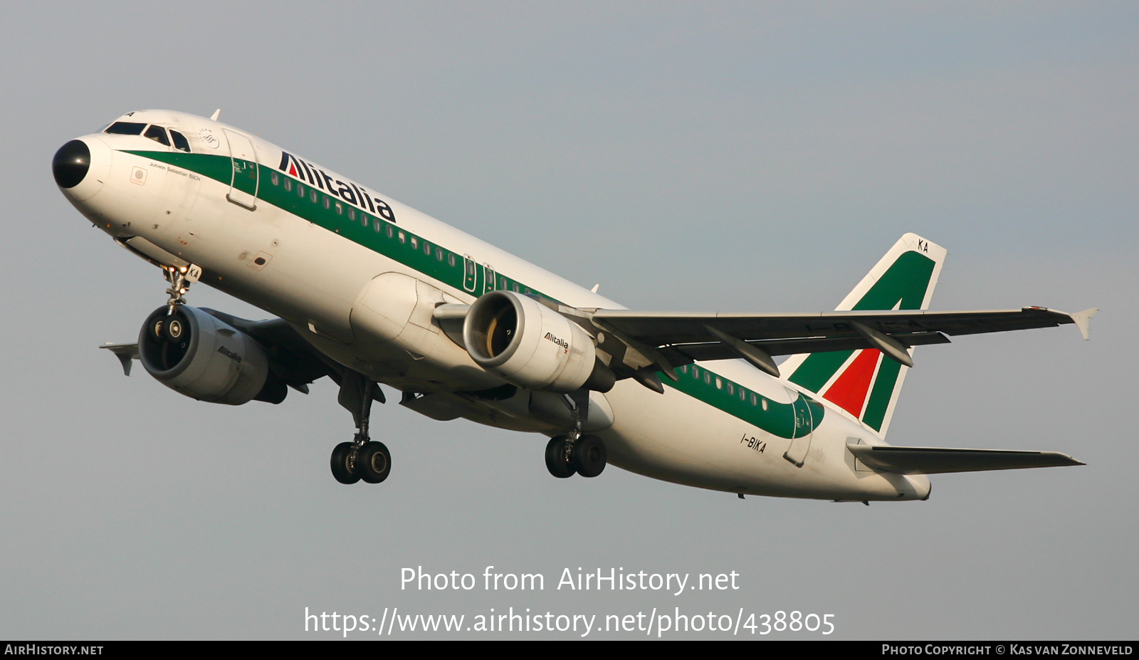 Aircraft Photo of I-BIKA | Airbus A320-214 | Alitalia | AirHistory.net #438805