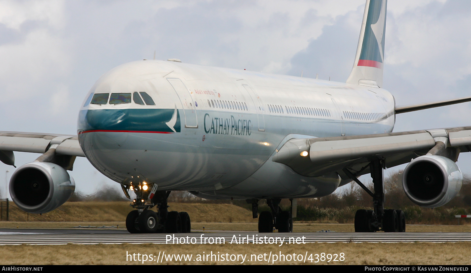 Aircraft Photo of B-HXA | Airbus A340-313 | Cathay Pacific Airways | AirHistory.net #438928