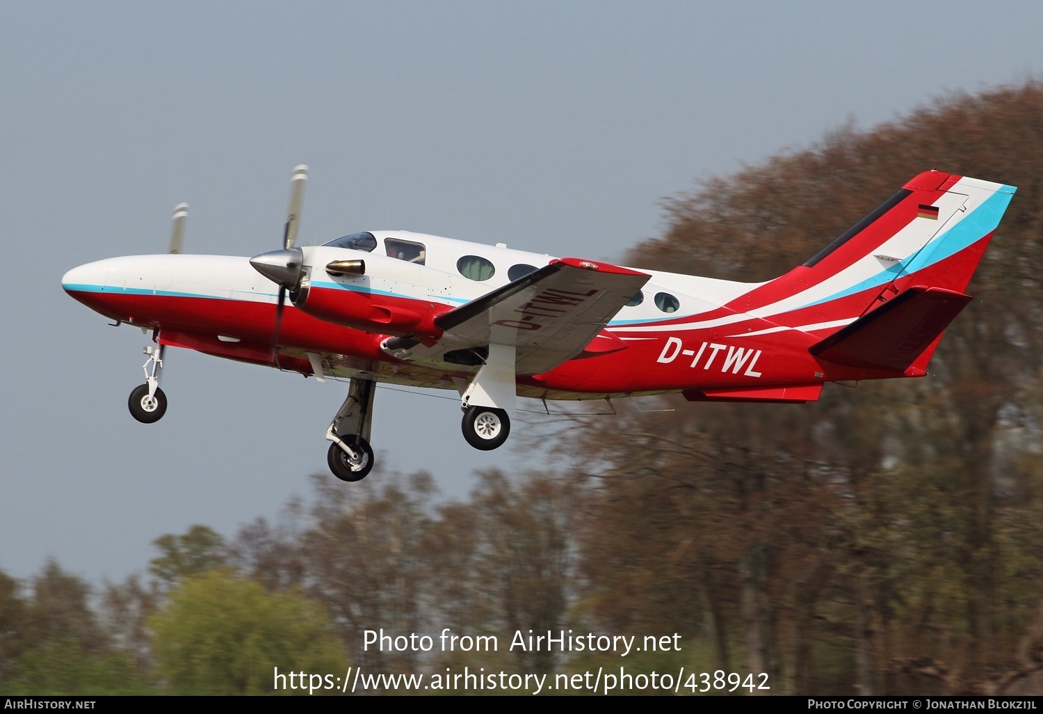 Aircraft Photo of D-ITWL | Cessna 425 Corsair | AirHistory.net #438942