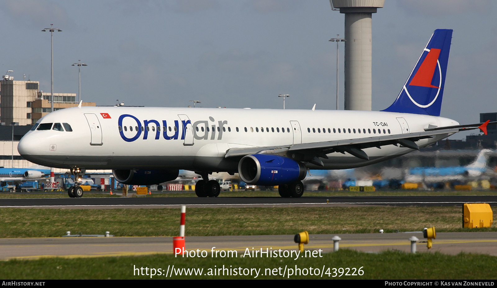 Aircraft Photo of TC-OAI | Airbus A321-231 | Onur Air | AirHistory.net #439226