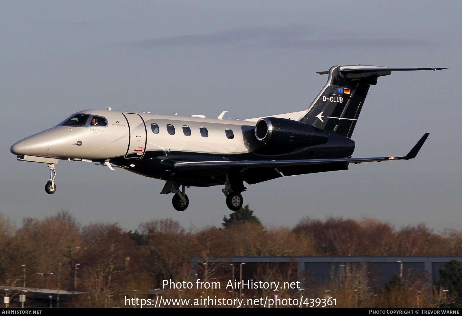 Aircraft Photo of D-CLUB | Embraer EMB-505 Phenom 300E | PadAviation | AirHistory.net #439361