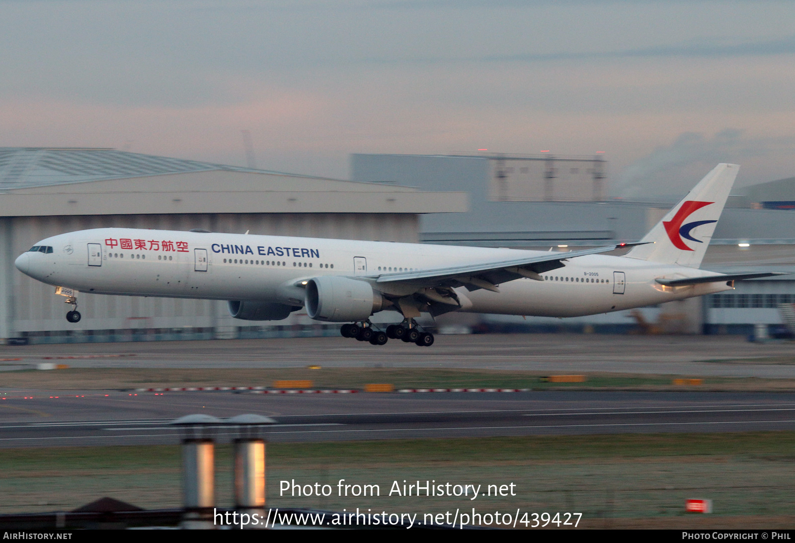 Aircraft Photo of B-2005 | Boeing 777-39P/ER | China Eastern Airlines | AirHistory.net #439427