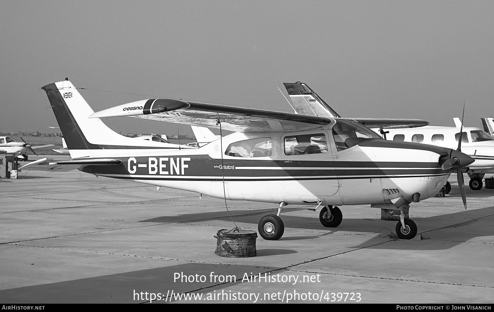 Aircraft Photo of G-BENF | Cessna T210L Turbo Centurion II | AirHistory.net #439723