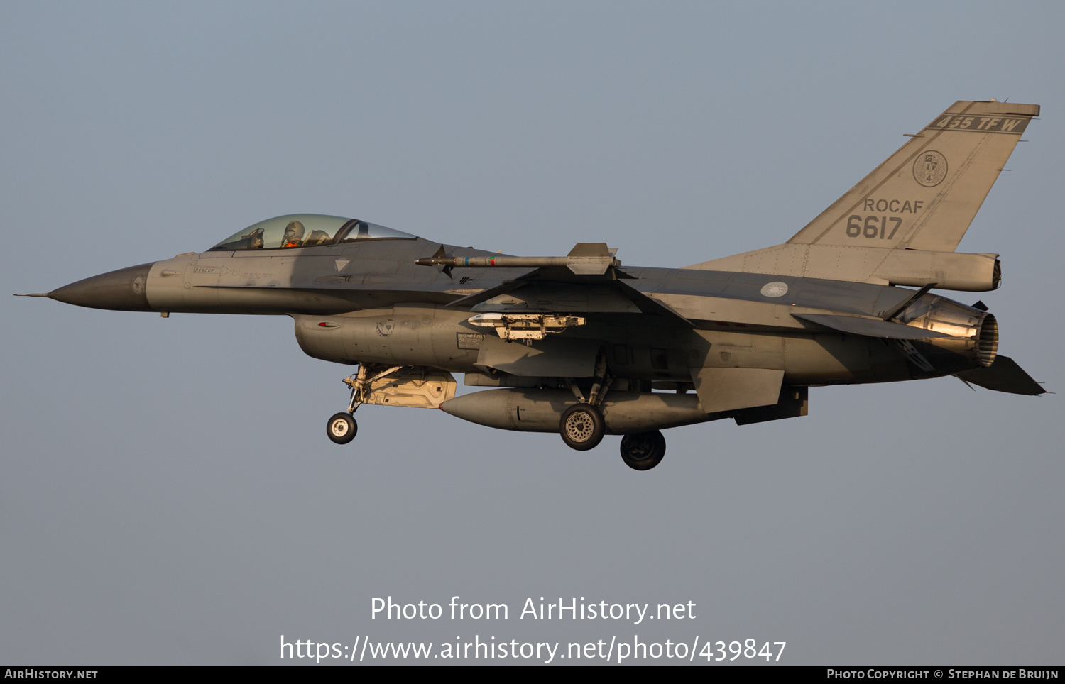 Aircraft Photo of 6617 | Lockheed Martin F-16A Fighting Falcon | Taiwan - Air Force | AirHistory.net #439847