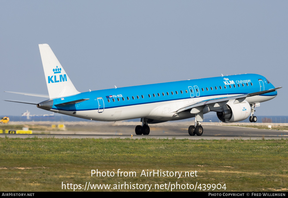 Aircraft Photo of PH-NXB | Embraer 195-E2 (ERJ-190-400) | KLM Cityhopper | AirHistory.net #439904