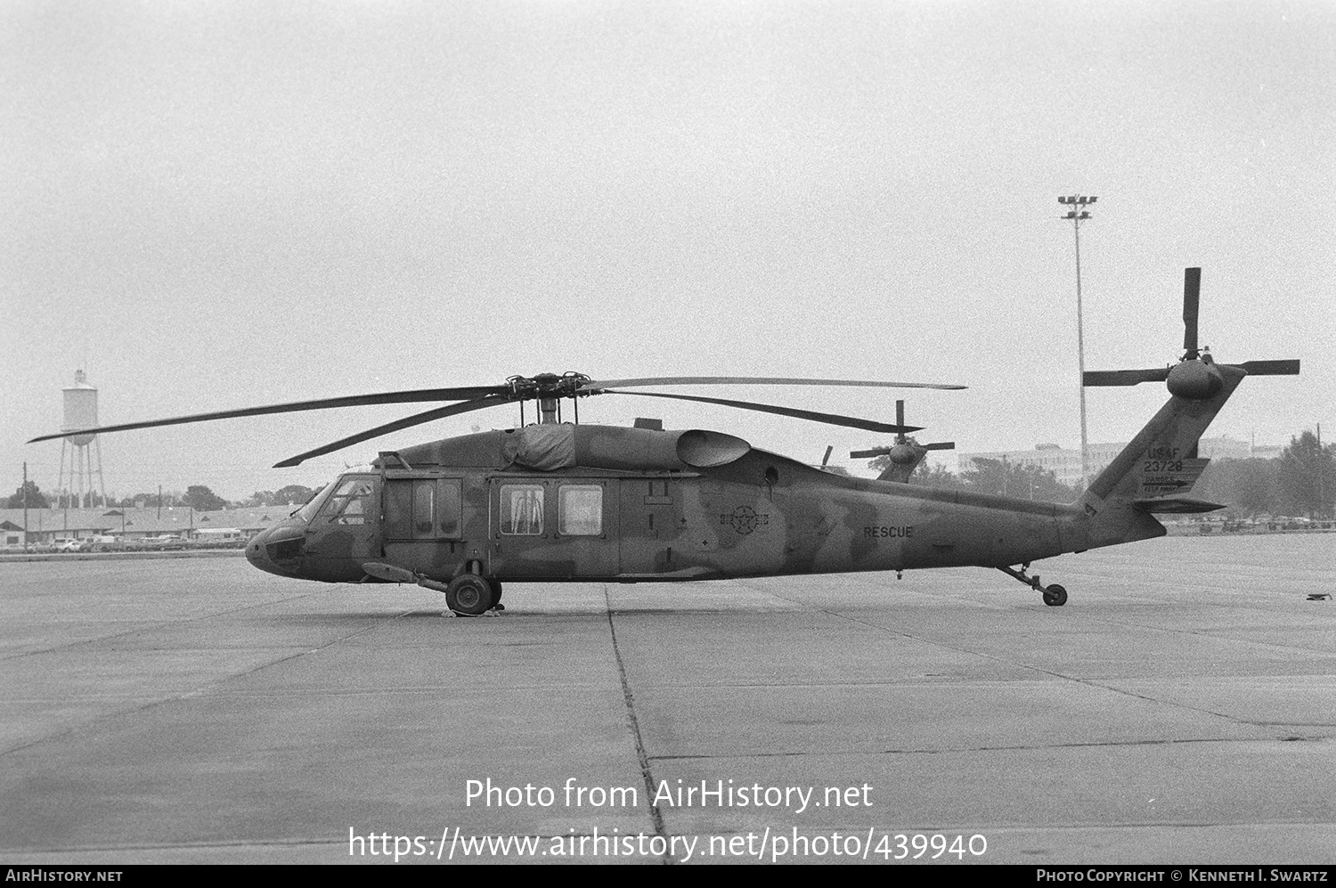 Aircraft Photo of 23728 / 82-23728 | Sikorsky UH-60A Credible Hawk (S-70A) | USA - Air Force | AirHistory.net #439940