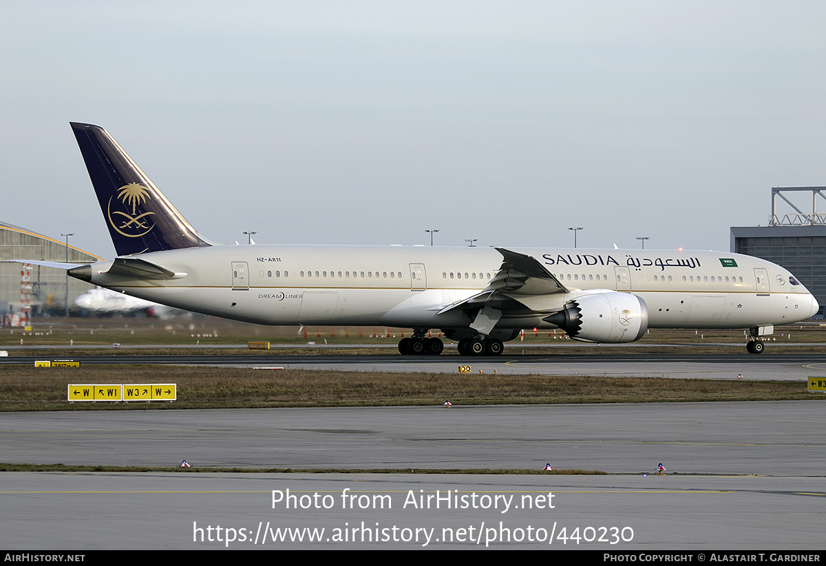 Aircraft Photo of HZ-AR11 | Boeing 787-9 Dreamliner | Saudia - Saudi Arabian Airlines | AirHistory.net #440230