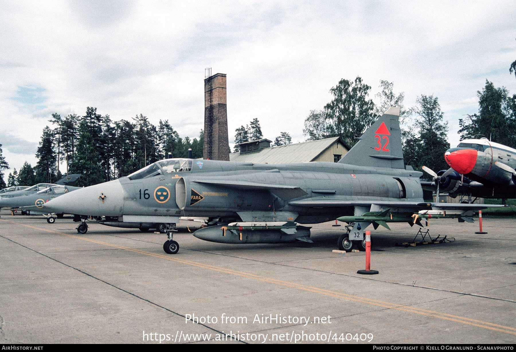 Aircraft Photo Of 37332 | Saab JA37 Viggen | Sweden - Air Force ...