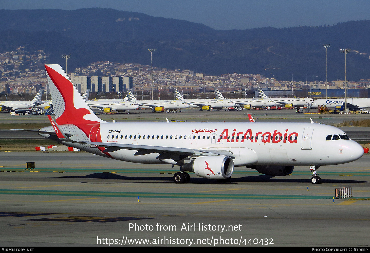 Aircraft Photo of CN-NMO | Airbus A320-214 | Air Arabia | AirHistory.net #440432