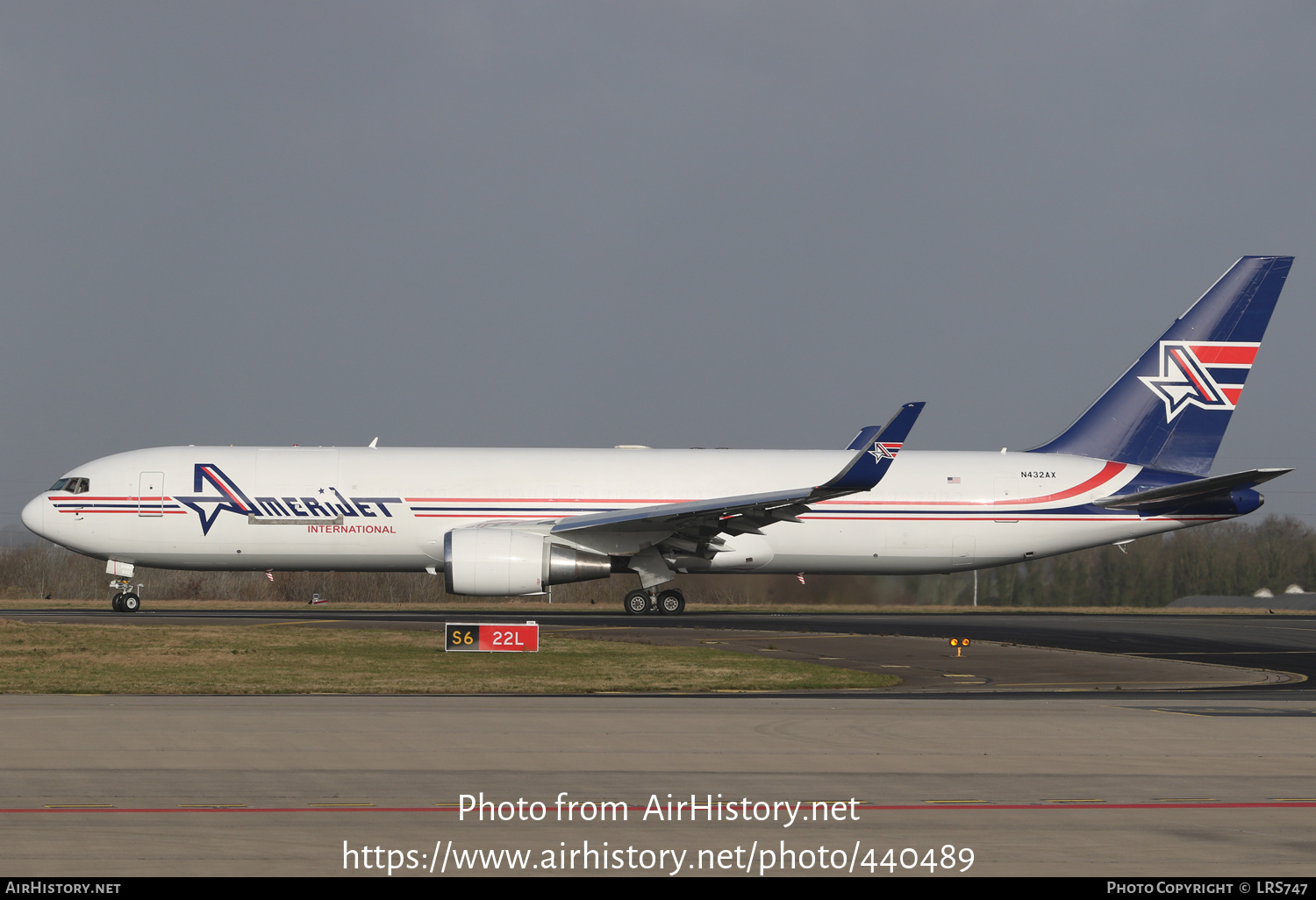 Aircraft Photo of N432AX | Boeing 767-323/ER(BDSF) | Amerijet International | AirHistory.net #440489