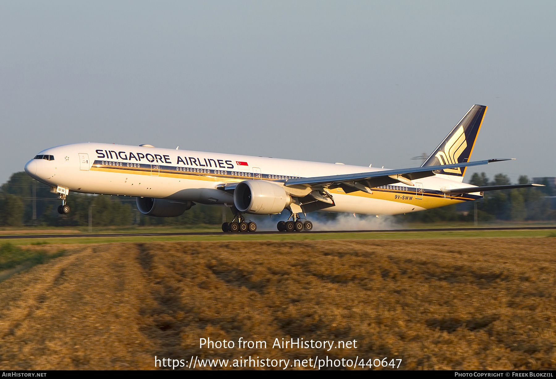 Aircraft Photo of 9V-SWW | Boeing 777-312/ER | Singapore Airlines | AirHistory.net #440647