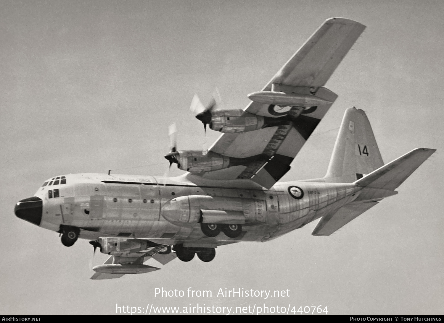 Aircraft Photo of A97-214 | Lockheed C-130A Hercules (L-182) | Australia - Air Force | AirHistory.net #440764