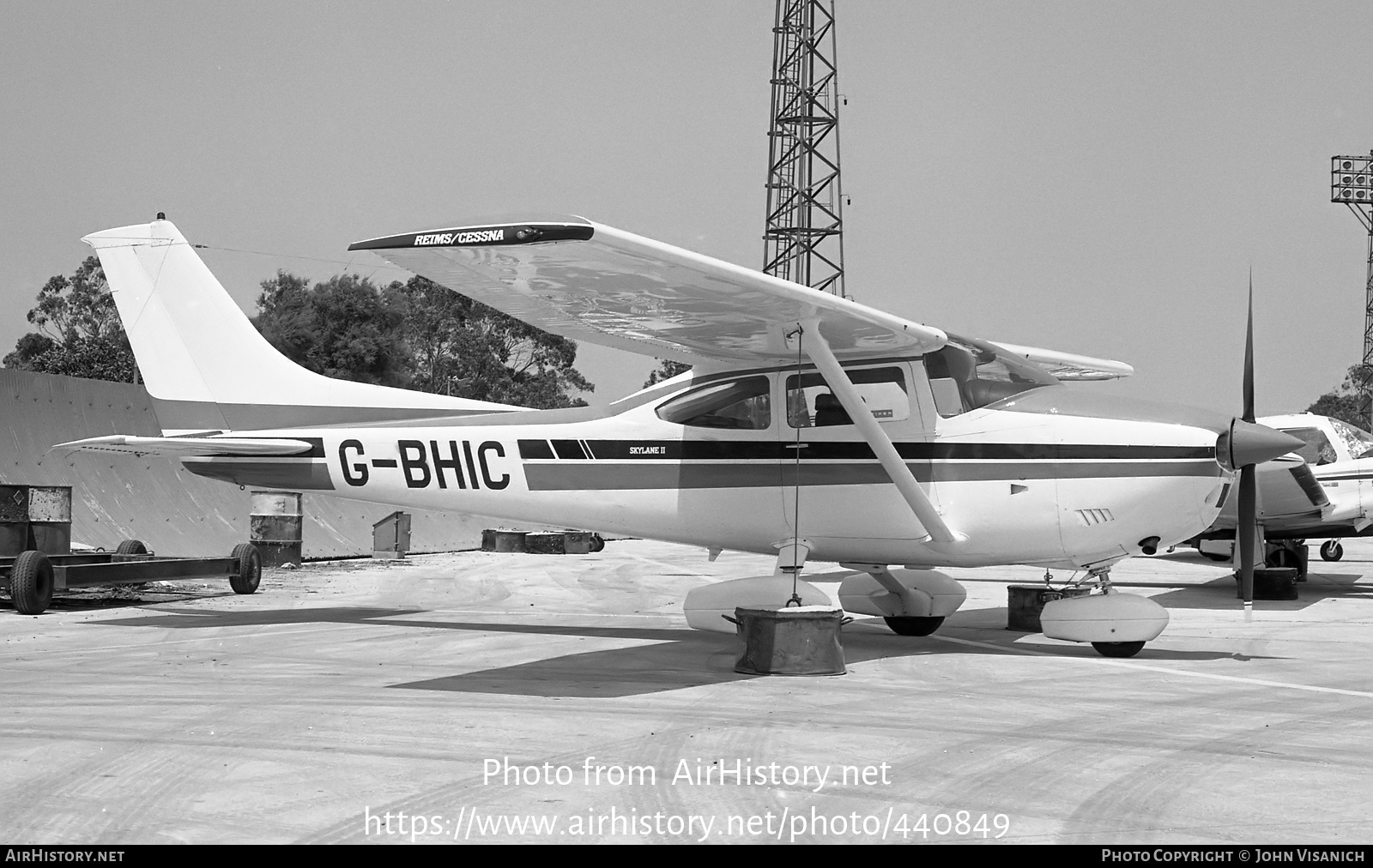 Aircraft Photo of G-BHIC | Reims F182Q Skylane II | AirHistory.net #440849