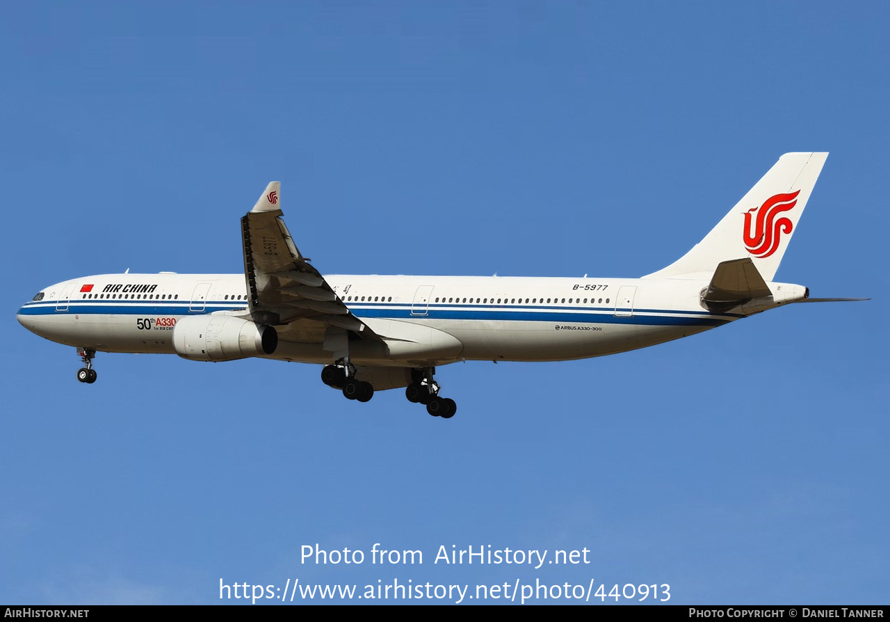 Aircraft Photo of B-5977 | Airbus A330-343 | Air China | AirHistory.net #440913