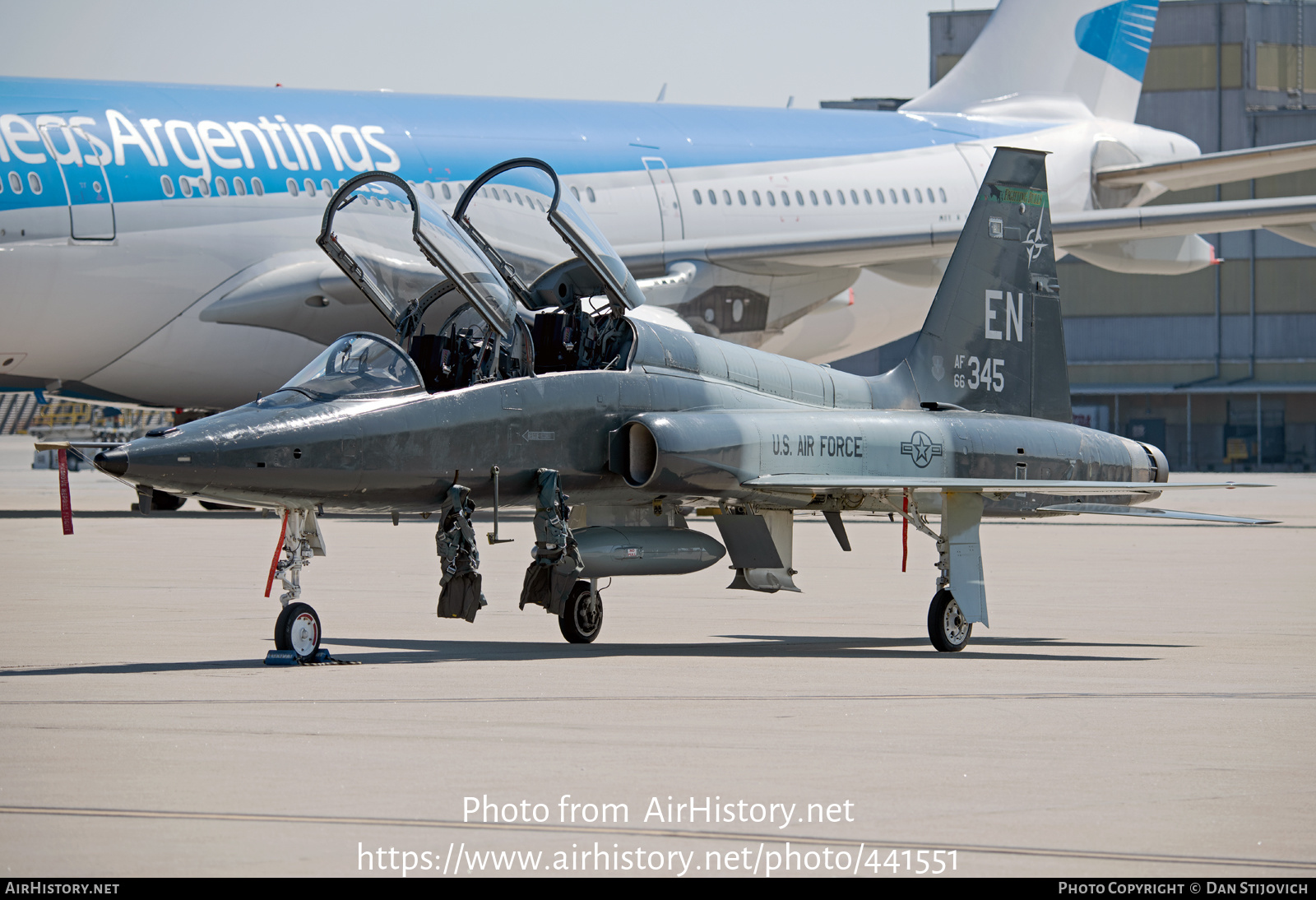 Aircraft Photo of 66-4345 / AF66-345 | Northrop T-38C Talon | USA - Air Force | AirHistory.net #441551