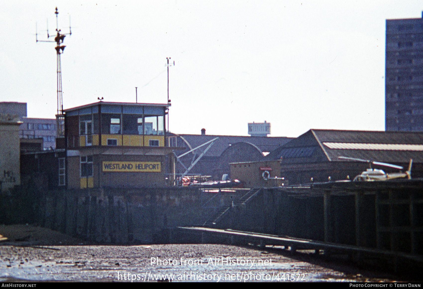 Airport photo of London - Heliport (EGLW) in England, United Kingdom | AirHistory.net #441572