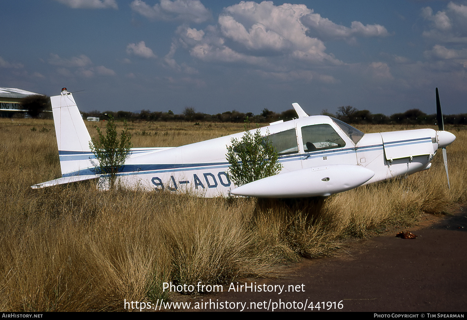 Aircraft Photo of 9J-ADO | SIAI-Marchetti S-208 | AirHistory.net #441916