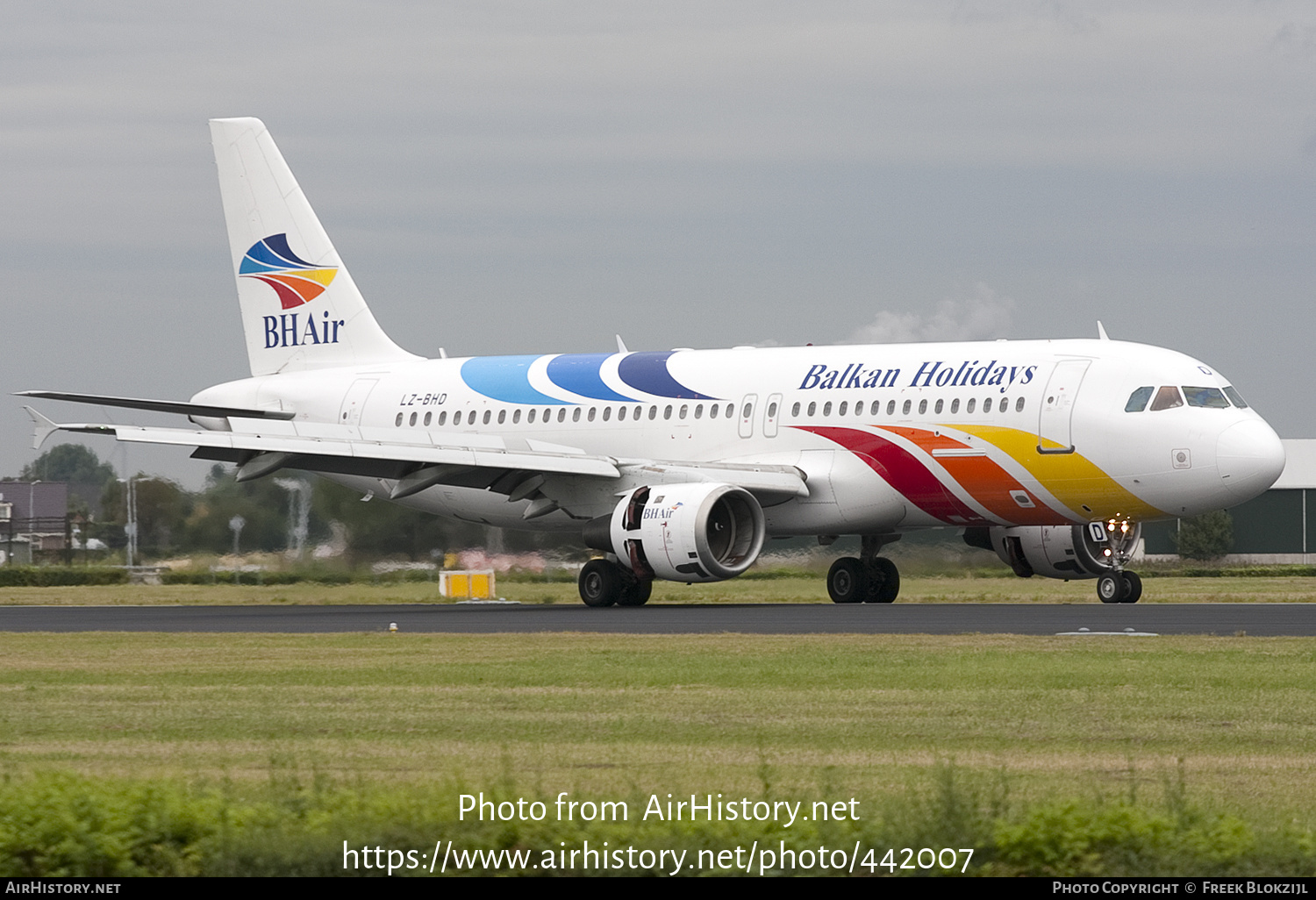 Aircraft Photo of LZ-BHD | Airbus A320-212 | Balkan Holidays Air - BH Air | AirHistory.net #442007