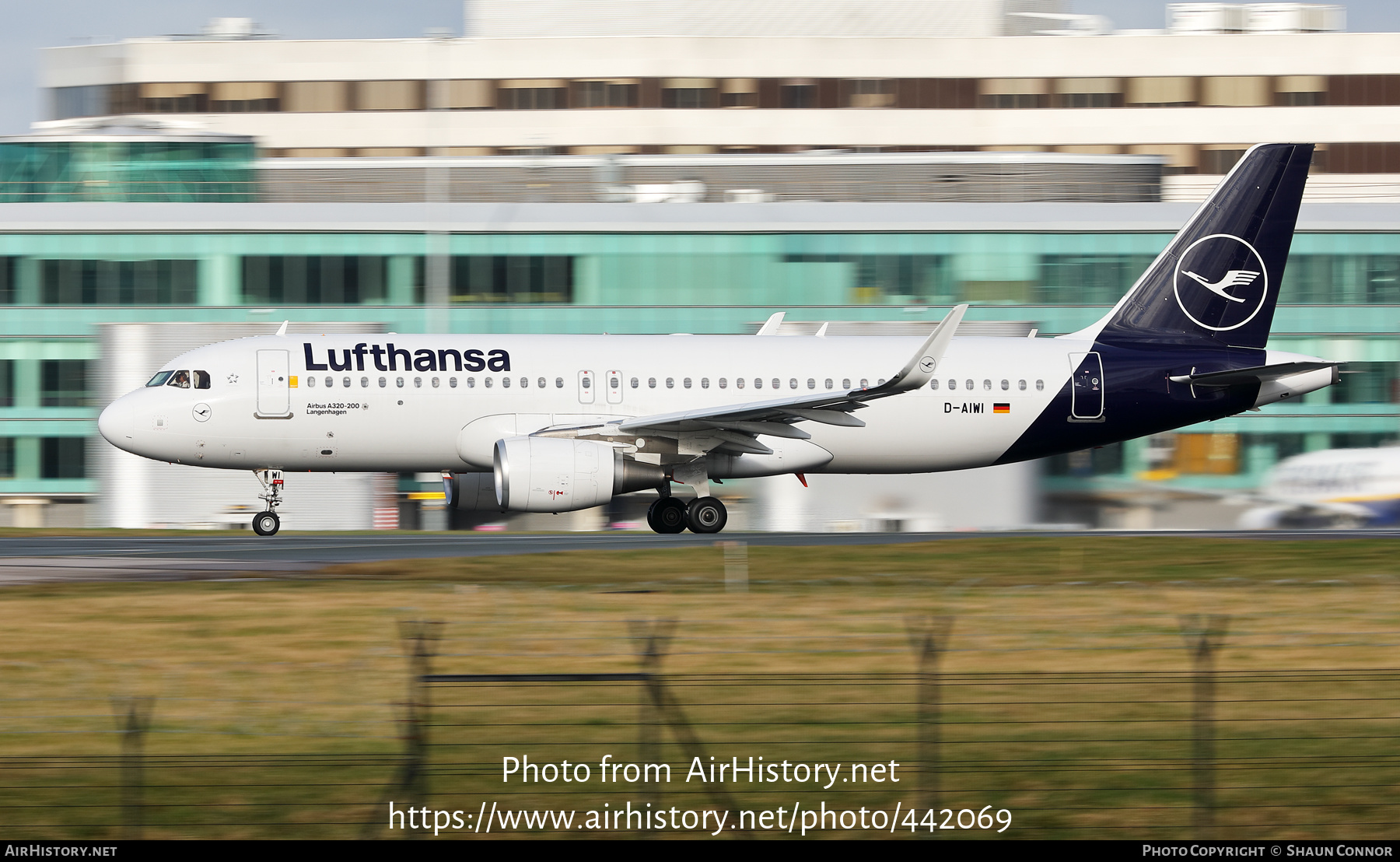 Aircraft Photo of D-AIWI | Airbus A320-214 | Lufthansa | AirHistory.net #442069