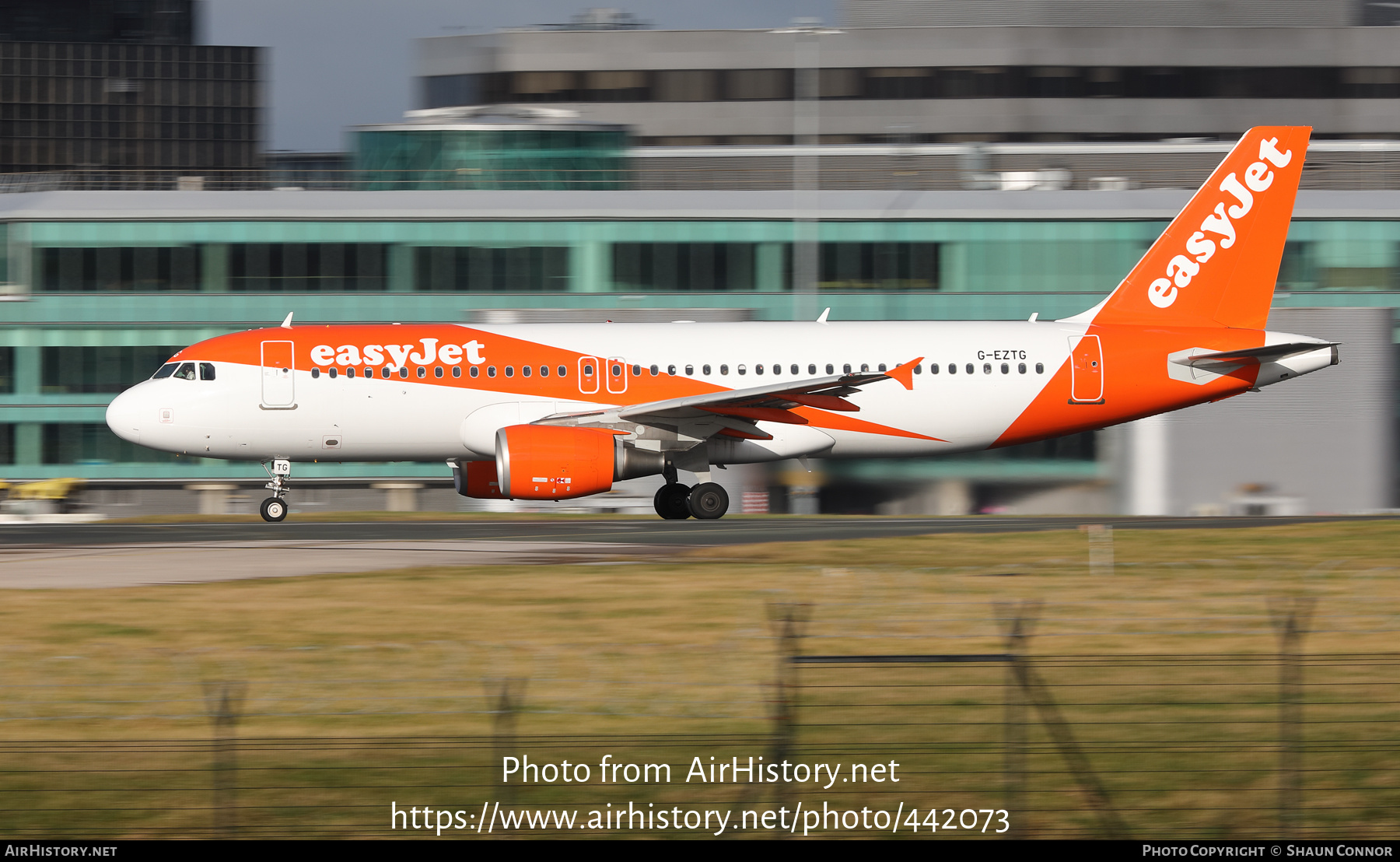 Aircraft Photo of G-EZTG | Airbus A320-214 | EasyJet | AirHistory.net #442073