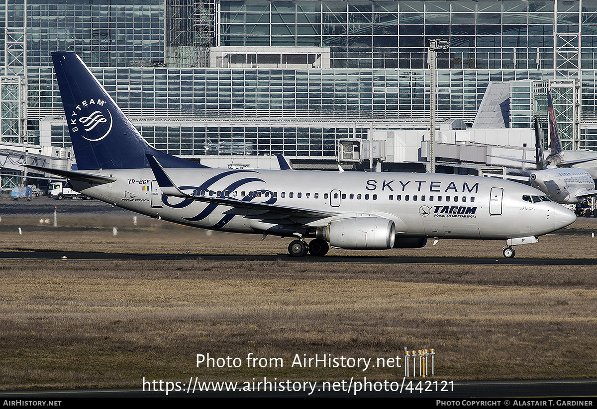 Aircraft Photo of YR-BGF | Boeing 737-78J | TAROM - Transporturile Aeriene Române | AirHistory.net #442121