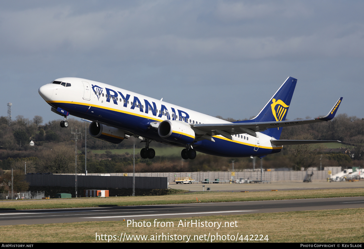 Aircraft Photo of SP-RSX | Boeing 737-800 | Ryanair | AirHistory.net #442224