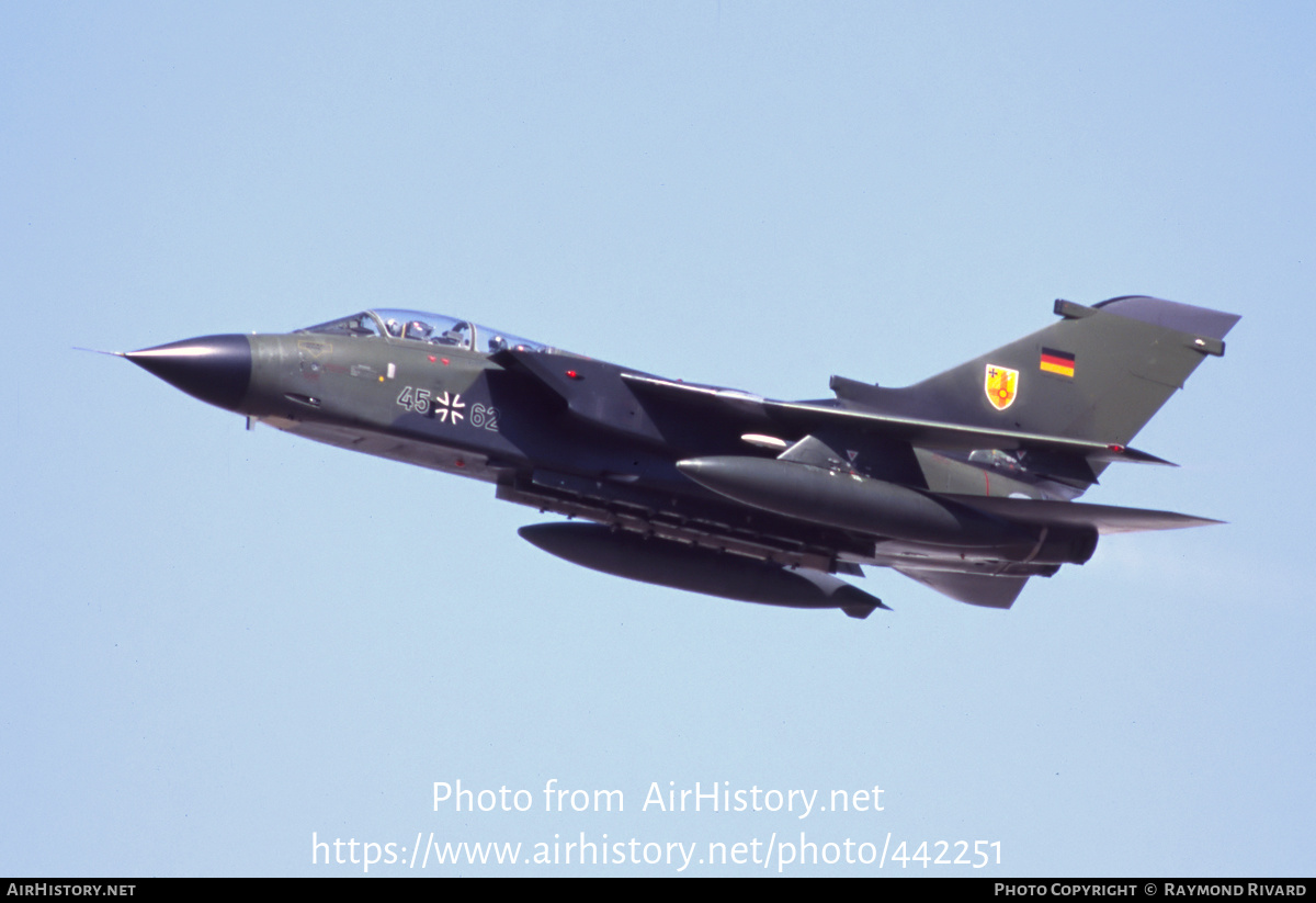 Aircraft Photo of 4562 | Panavia Tornado IDS(T) | Germany - Air Force | AirHistory.net #442251