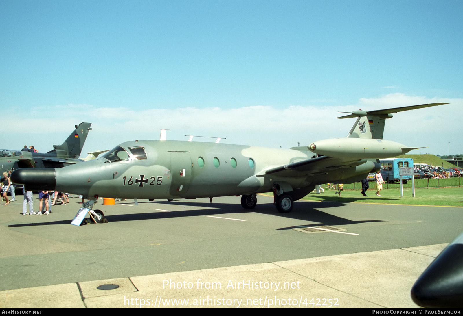 Aircraft Photo of 1625 | HFB HFB-320/ECM Hansa Jet | Germany - Air Force | AirHistory.net #442252