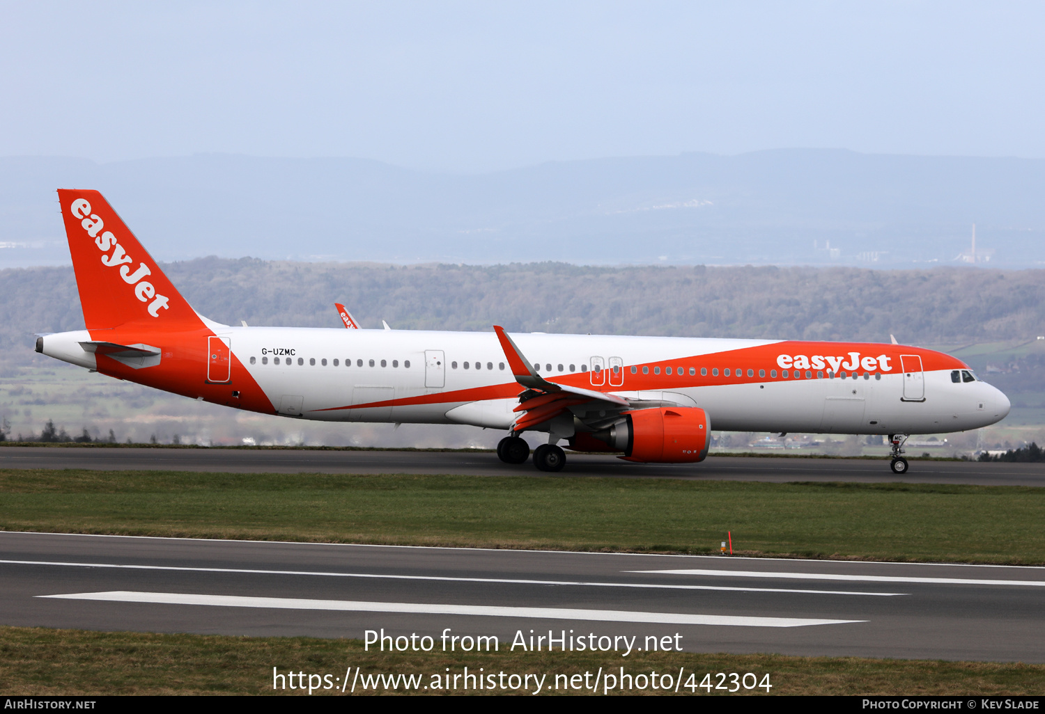 Aircraft Photo of G-UZMC | Airbus A321-251NX | EasyJet | AirHistory.net #442304