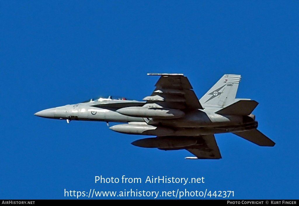 Aircraft Photo of A44-211 / 167967 | Boeing F/A-18F Super Hornet | Australia - Air Force | AirHistory.net #442371